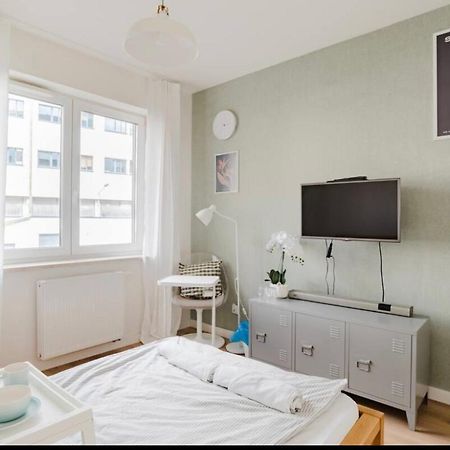 Color Room Warsaw Wola Экстерьер фото
